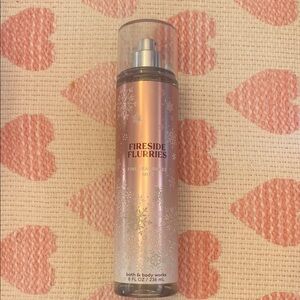 Bath & Body Works Fireside Flurries Fragrance Mist